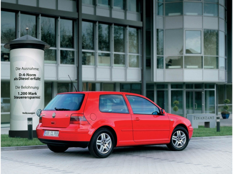 Volkswagen-Golf-IV-010