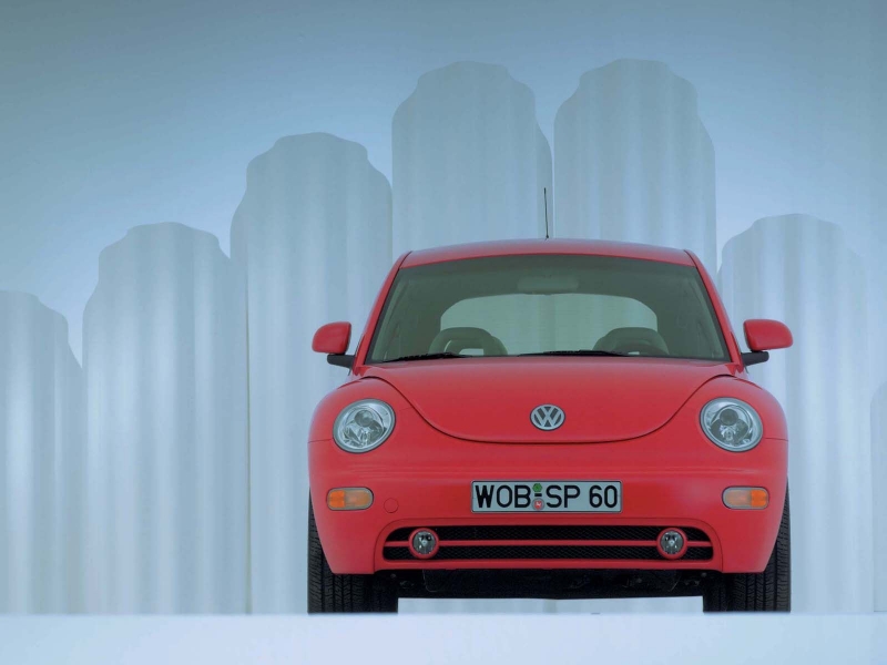 Volkswagen-New-Beetle-019