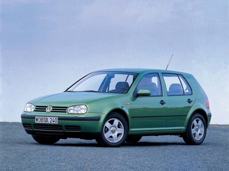 Volkswagen-Golf-IV-072