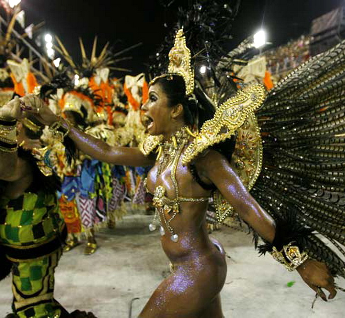 Carnival Rio 110