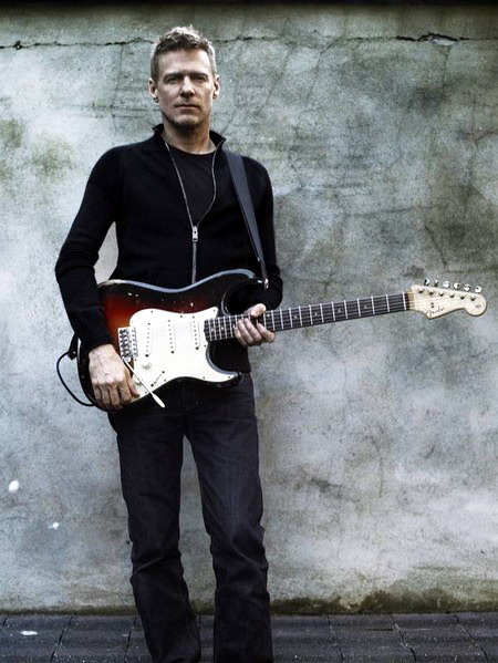 Bryan Adams и Fender Stratocaster
