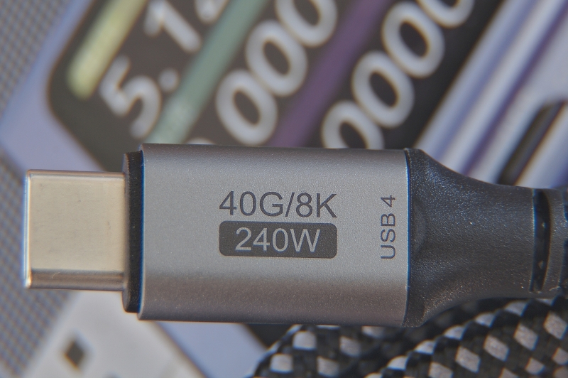    -  USB4 / 8K / 240W / 40Gbps